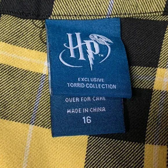 Torrid Harry Potter Hufflepuff Plaid Skater Skirt size 16 - Picture 7 of 7